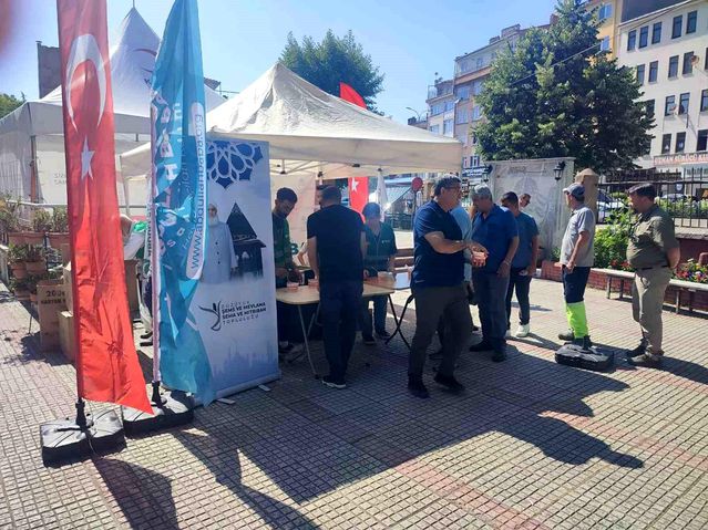 Bozüyük’te Aşure İkramı