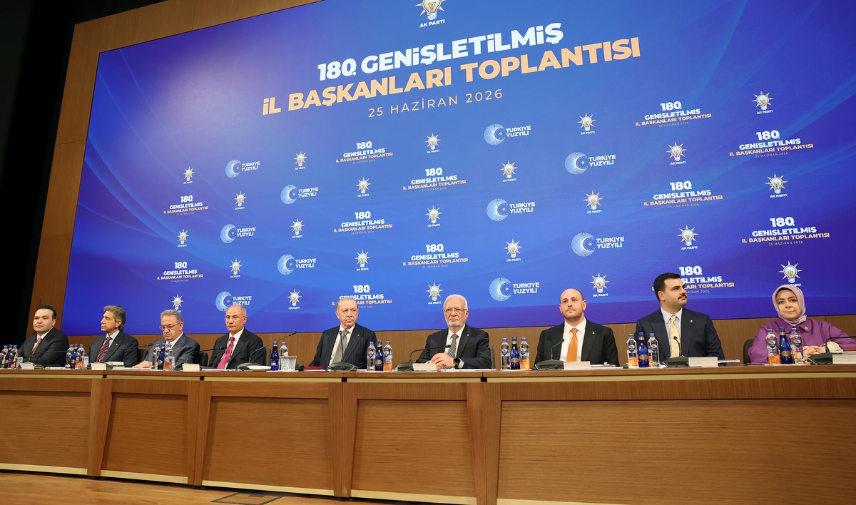 Erdoğan: Millete hizmet makamları gösteri alanı değil, sorumluluk yerleridir