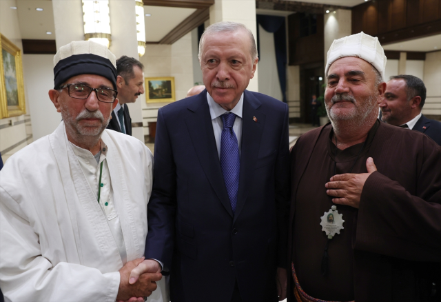 Cumhurbaşkanı Erdoğan: Yıl sonuna kadar 500 cemevini hizmete sunacağız