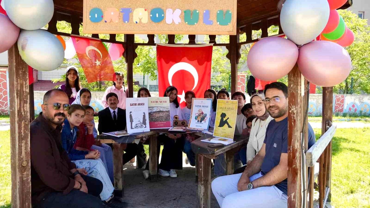 Eleşkirt\'te Kitap Şenliği Coşkusu