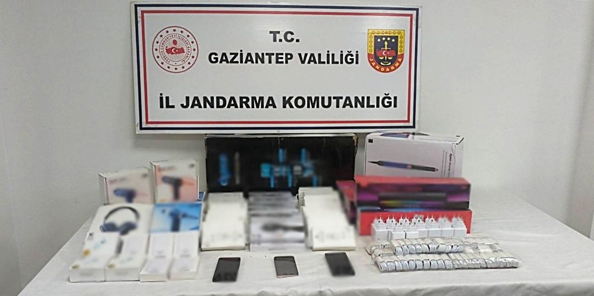 Gaziantep\'te Kaçak Malzeme Operasyonu