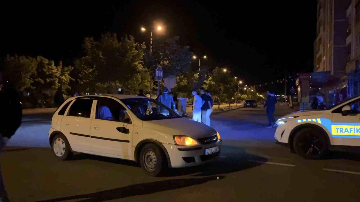 Kayseri\'de Trafik Kazası: 2 Yaralı