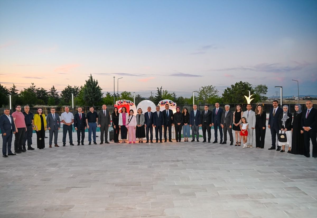 Kırklareli Vali\'si Ziyaretlere Ev Sahipliği Yapıyor