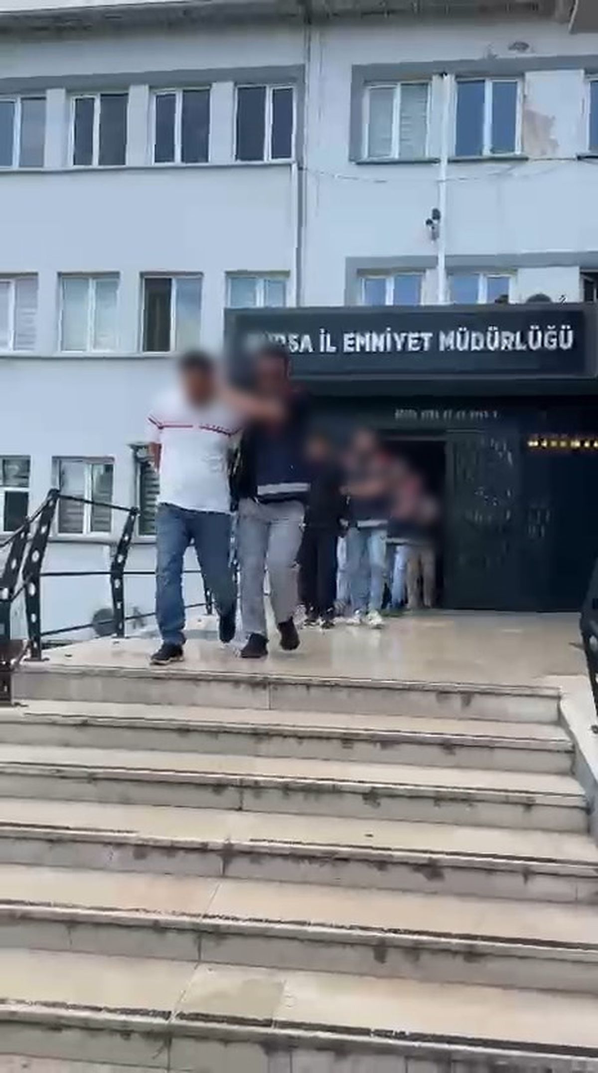 Bursa\'da Dolandırıcılık Operasyonu: 4 Şüpheli Yakalandı