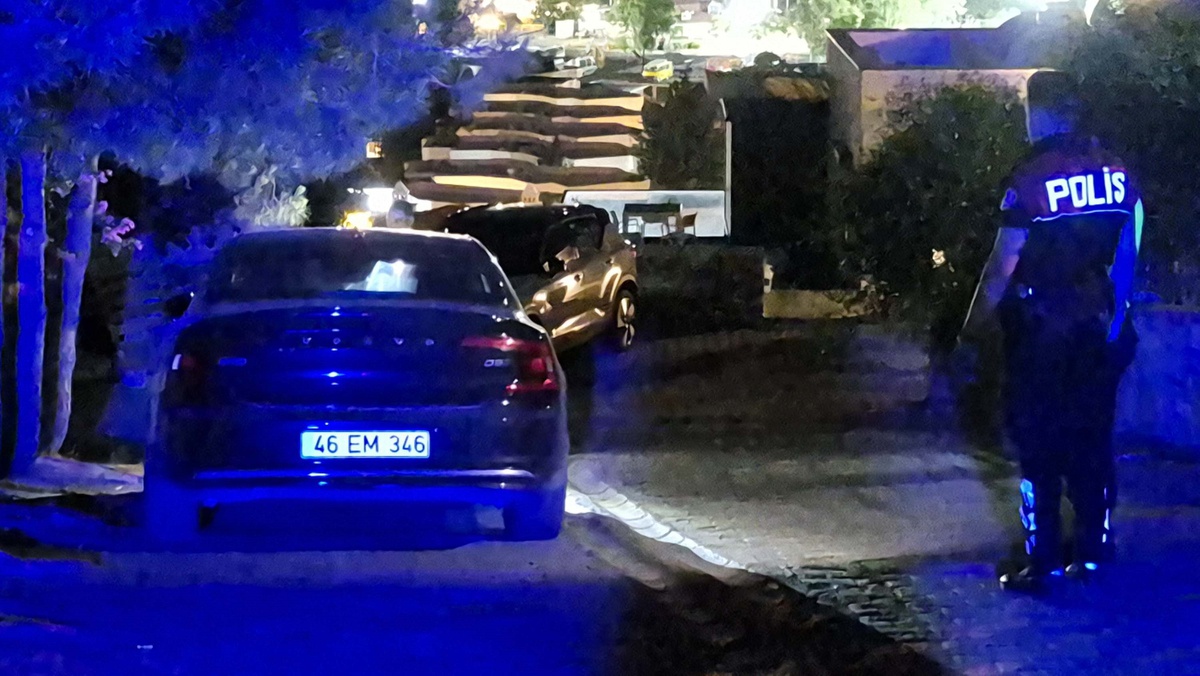 Alkollü Sürücü Kaçarken Kaza Yaptı