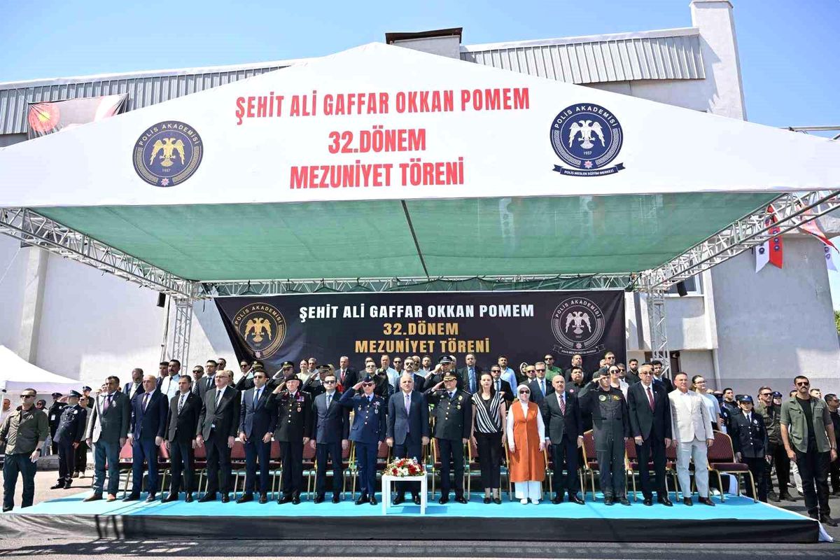 Diyarbakır\'da 360 Polis Mezuniyeti