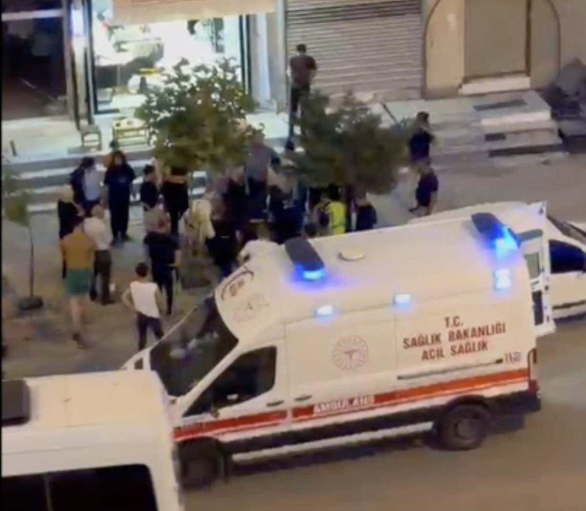 İdil\'de Balkondan Düşen Kız Çocuğu Ağır Yaralandı