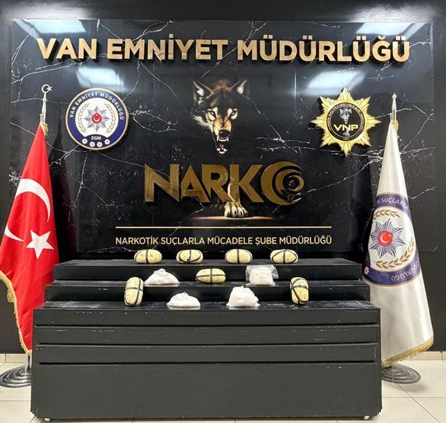 Tuşba’da 10 Kilo Sentetik Uyuşturucu Ele Geçirildi