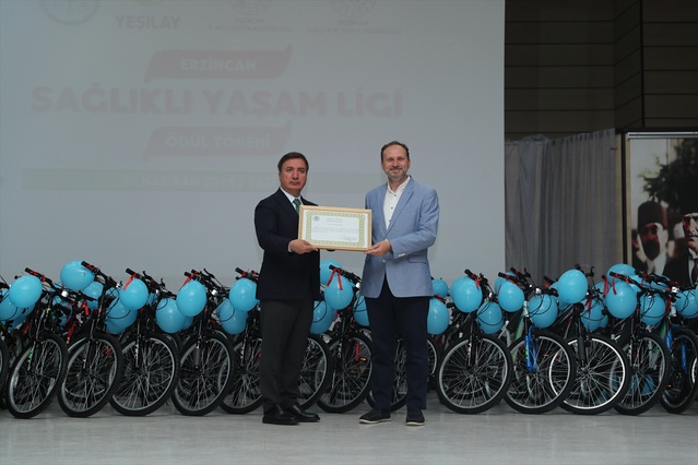 Erzincan’da Sağlıklı Yaşam Ligi Ödülleri Dağıtıldı