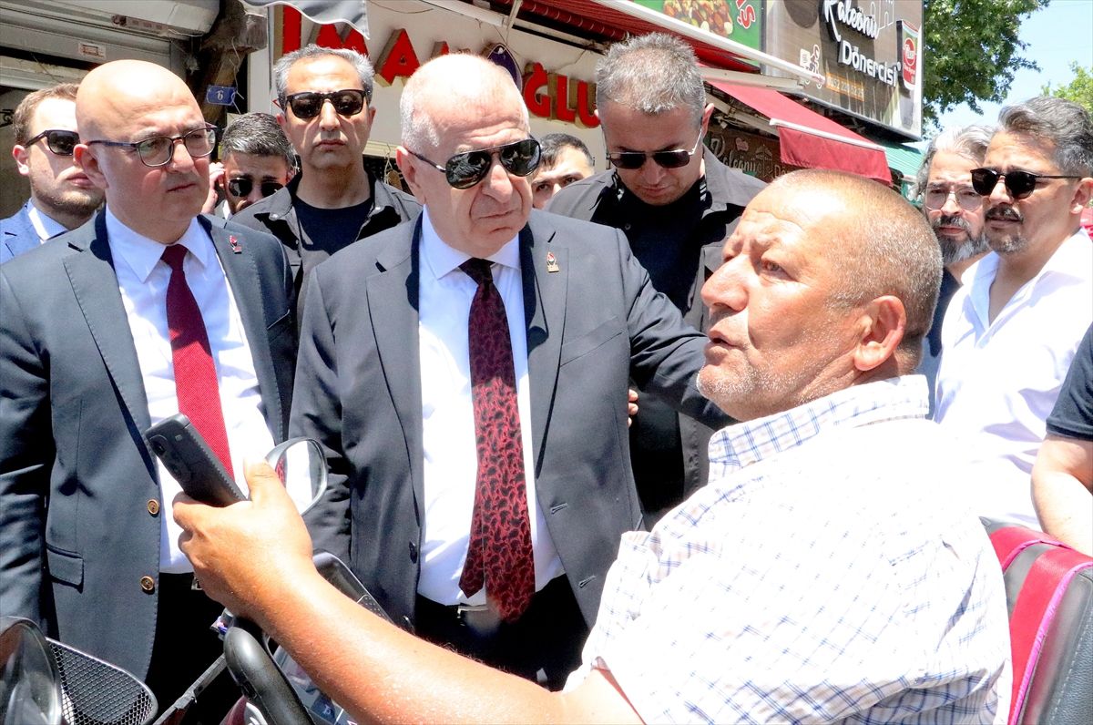 Ümit Özdağ Kayseri\'de Ziyaretlerde Bulundu