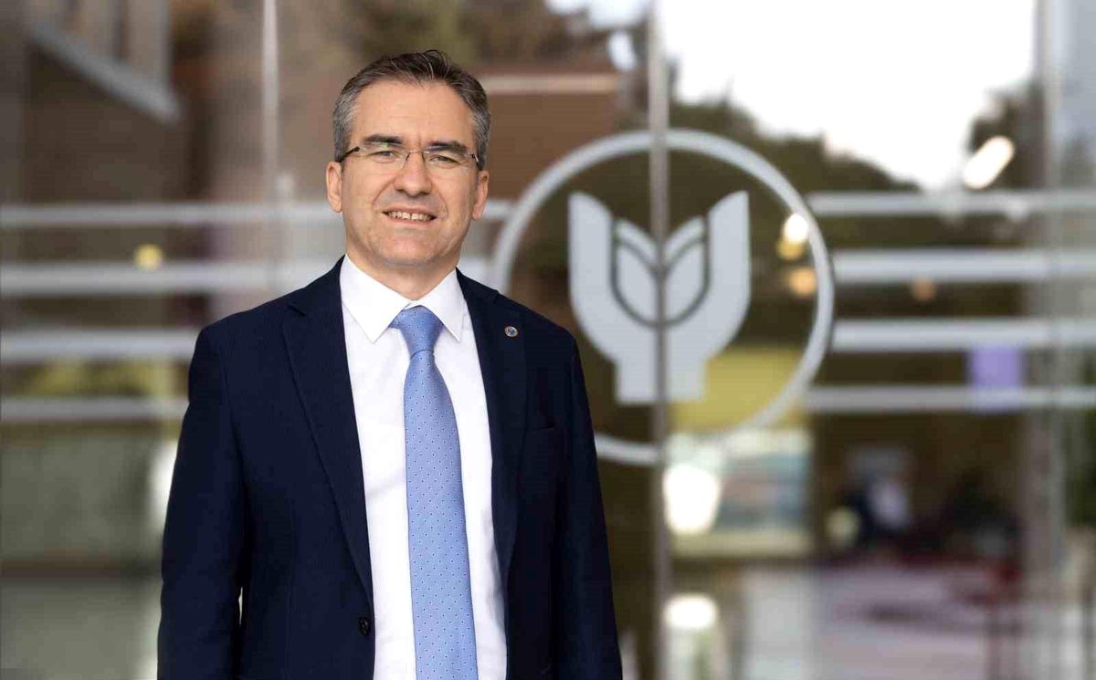 Prof. Dr. Kazançoğlu NWO\'da Türkiye\'yi Temsil Ediyor