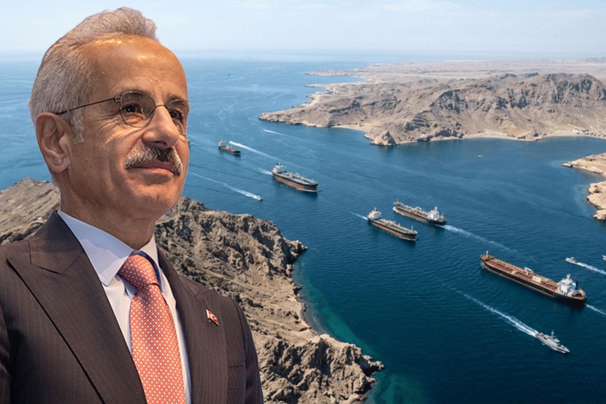 Bakan Uraloğlu: 15 gemimiz güvenli şekilde Basra Körfezi\'nden ayrılmıştır