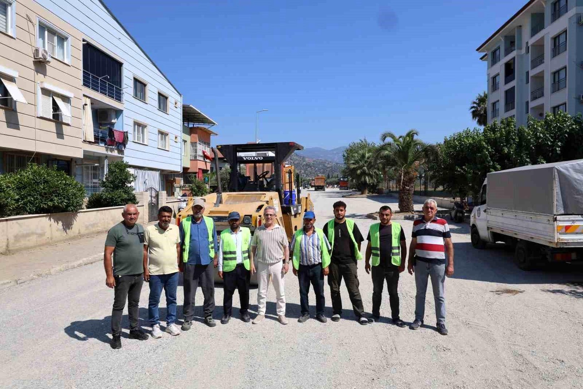 Başkan Tetik 41 noktadaki yol çalışmalarını yerinde inceledi