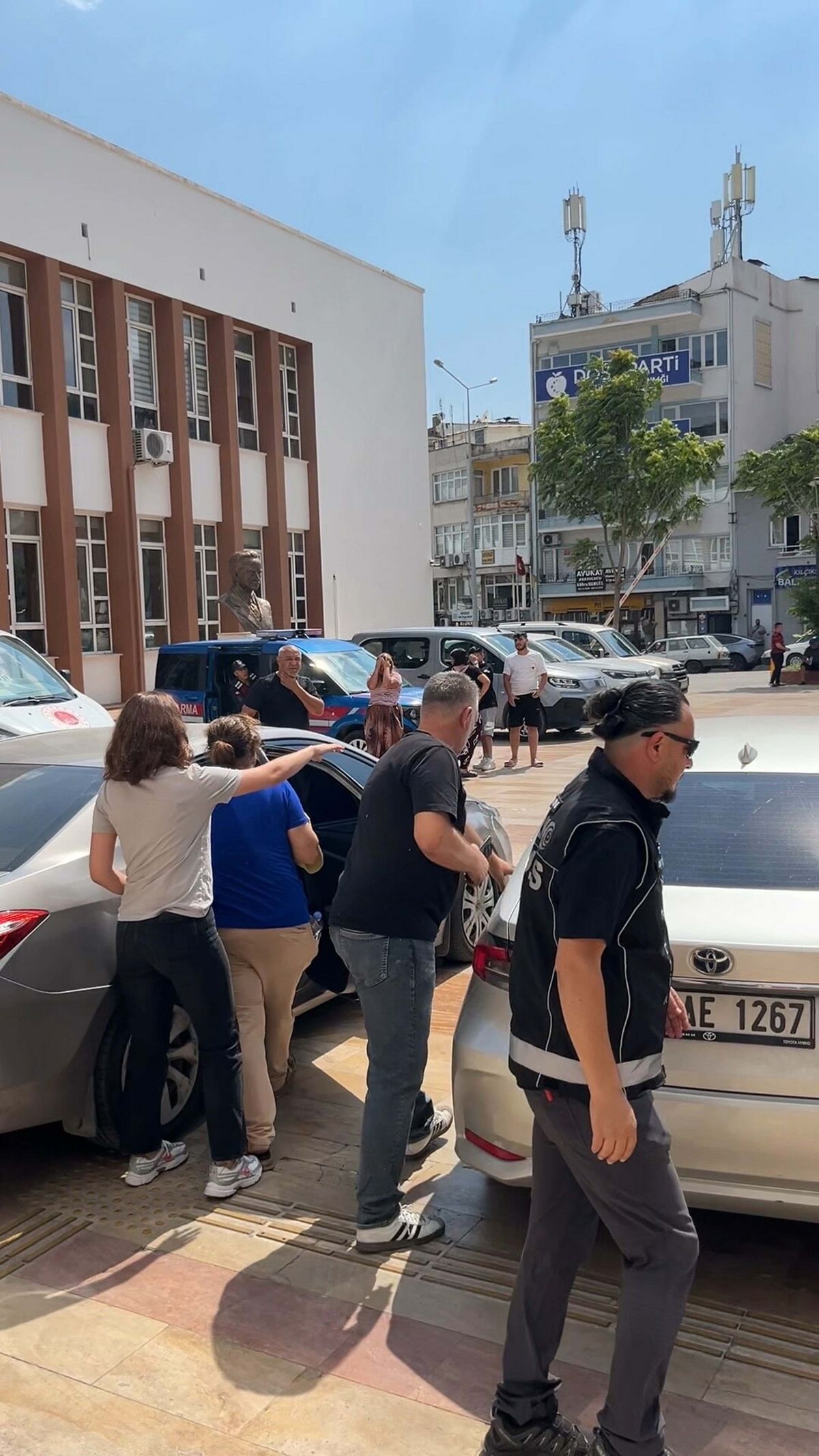 Aydın\'da Uyuşturucu Operasyonu: 3 Kişi Tutuklandı