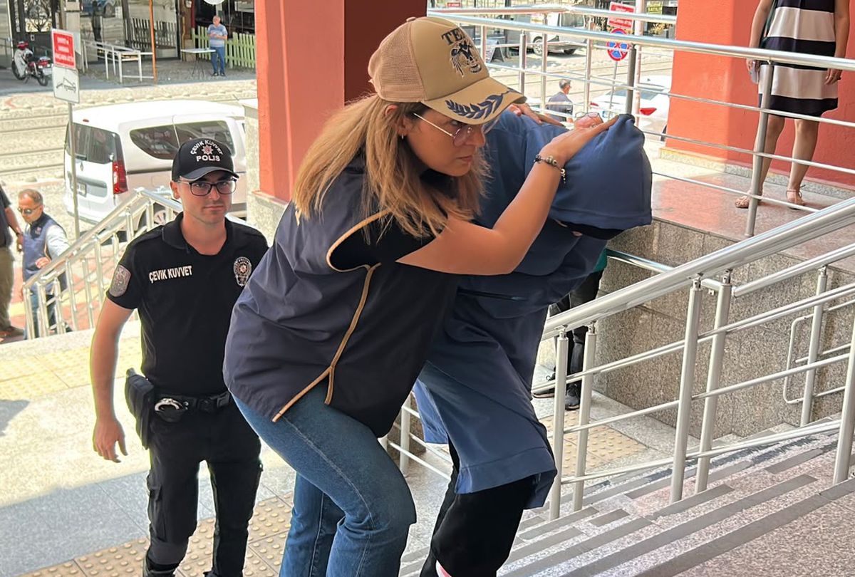 Kocaeli\'de FETÖ/PDY Operasyonu: 15 Gözaltı