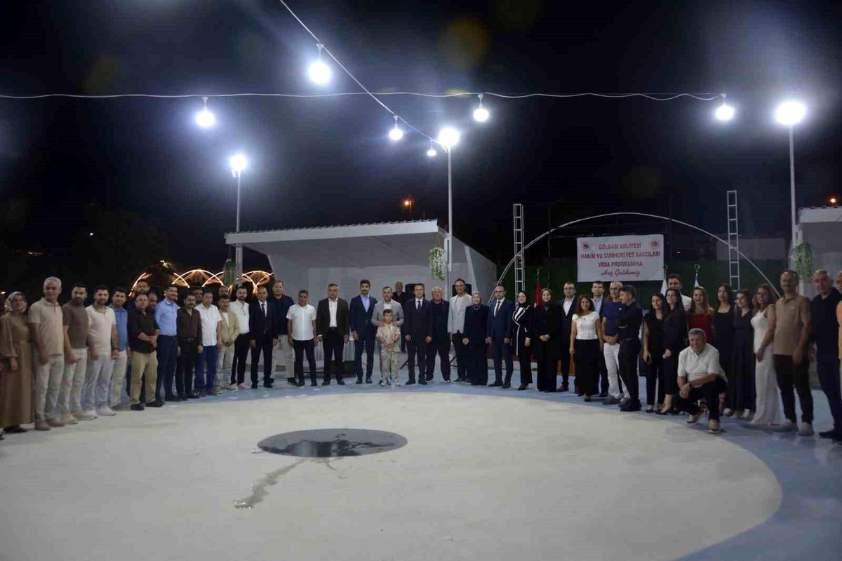 Gölbaşı\'nda Hakim ve Savcılara Veda Yemeği