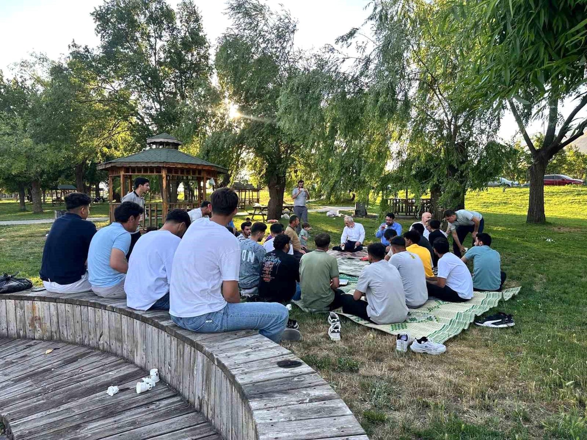 Erzincan\'da \'Gönül Buluşması\' Programı Düzenlendi