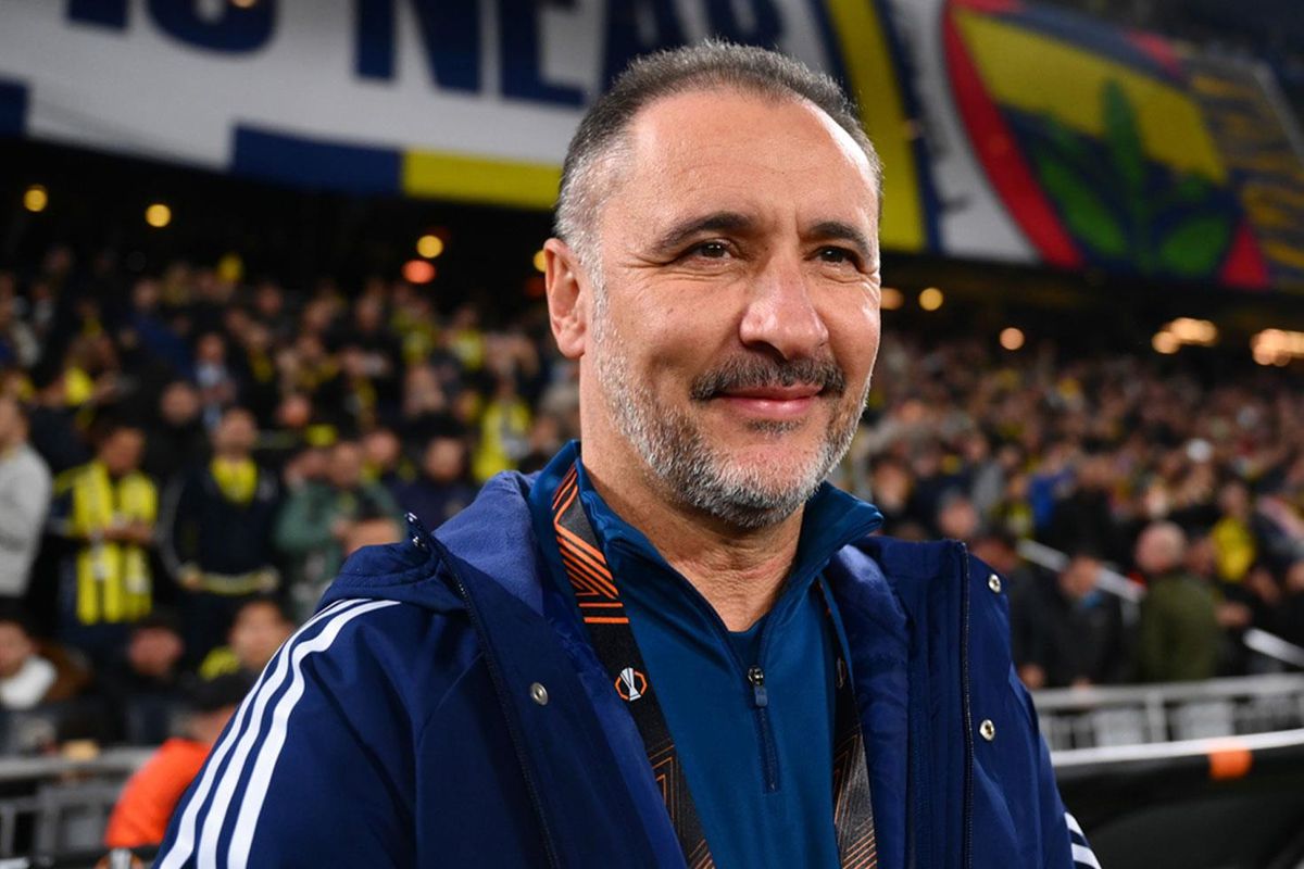 İstanbul\'a geldi! Vitor Pereira\'dan Türkiye\'de ektirdiği saçlar hakkında yorum