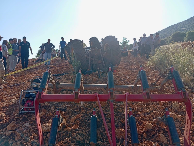 Kahramanmaraş'ta traktör devrildi: 1 kişi hayatını kaybetti