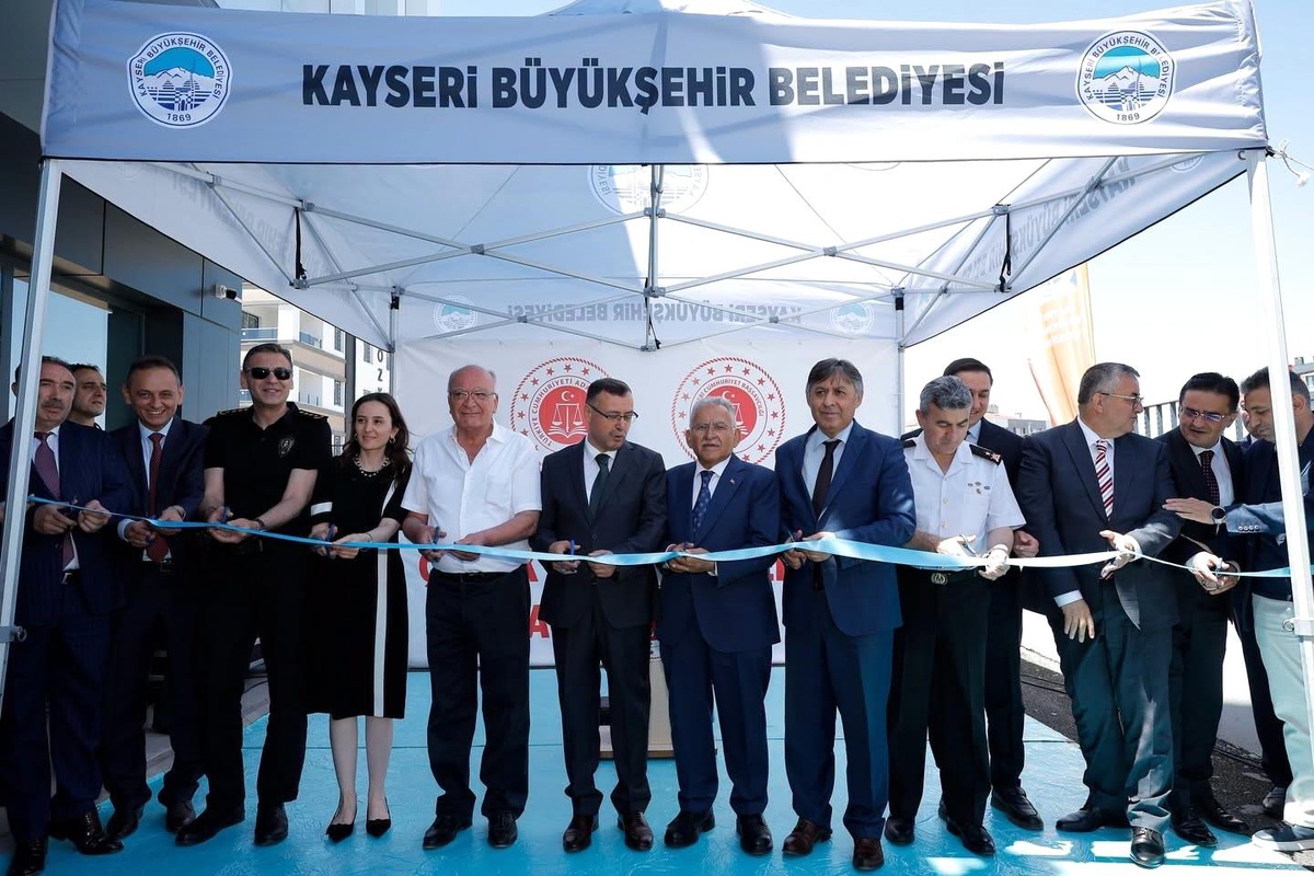 Kayseri\'de İkinci Çocuk Görüşme Merkezi Hizmete Açıldı