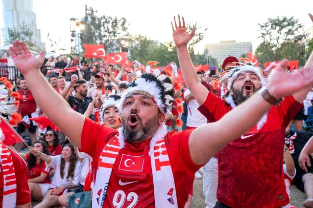 Tarihi Zafer ve Türk Kültürü Los Angeles’ta