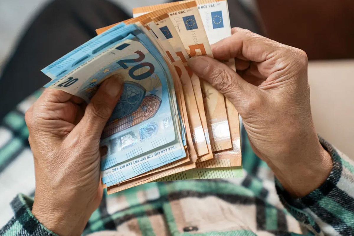 Macaristan, Euro\'ya geçmeye hazırlanıyor! Tarih belli oldu