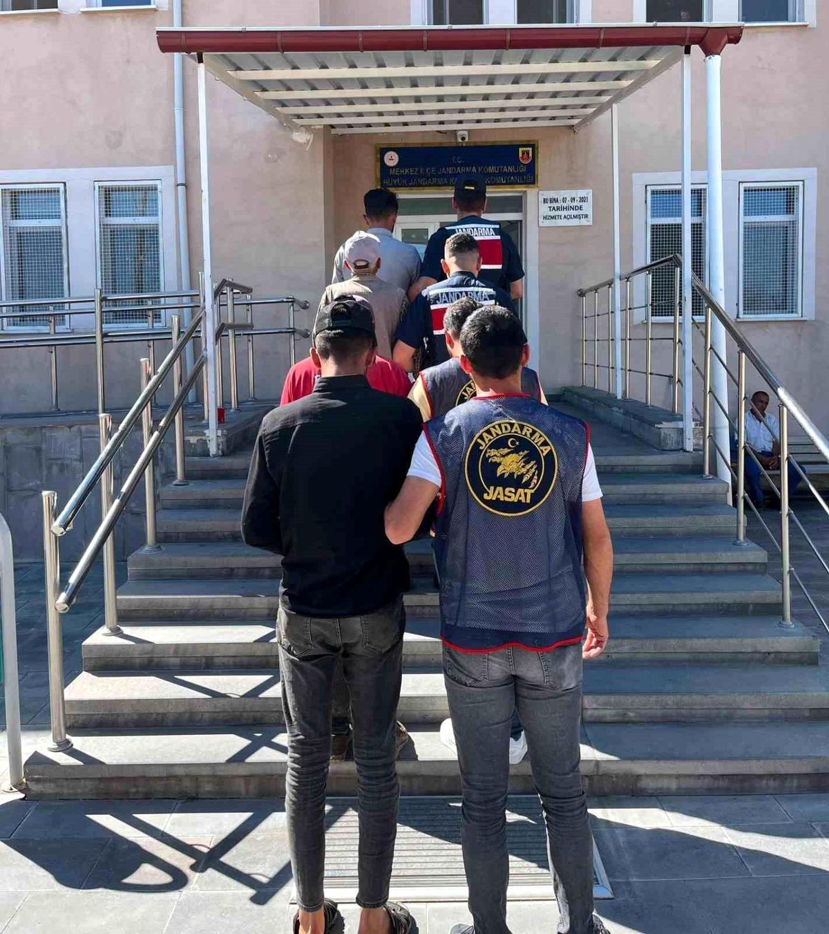 Niğde\'de Gübre Hırsızlığına 12 Gözaltı