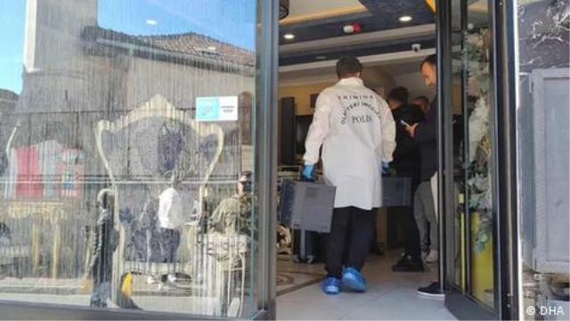 Otelde zehirlenerek ölen Böcek ailesi davasında karar çıktı
