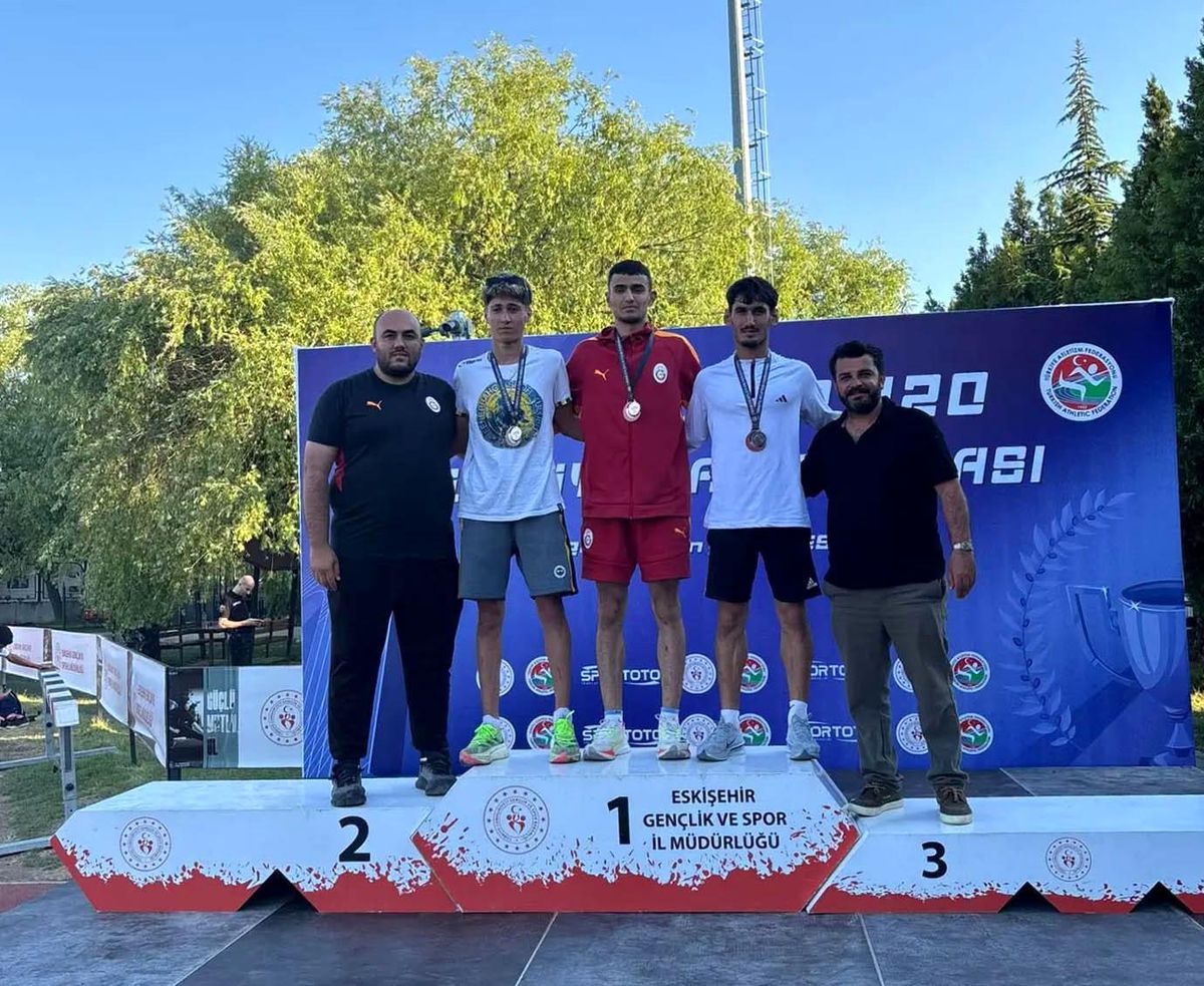 Sivaslı Atletler Milli Takıma Seçildi