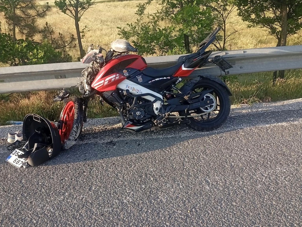 Uşak\'ta Motosiklet Kazasında Sürücü Hayatını Kaybetti