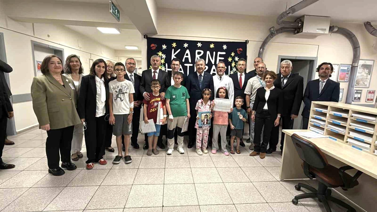 Vali Yılmaz Öğrencileri Ziyaret Etti