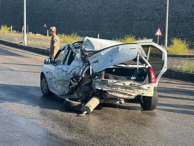 Ağrı’da İki Trafik Kazası: 1 Ölü, 6 Yaralı