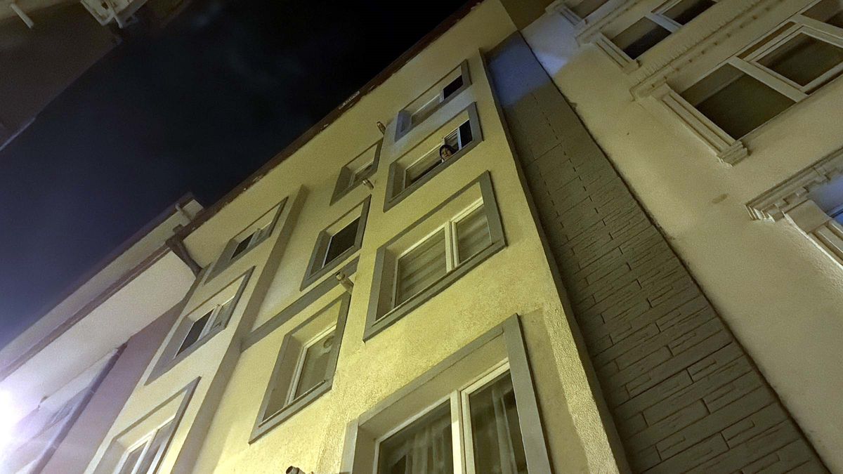 Kütahya\'da Polis Ekipleri Yangını Söndürdü