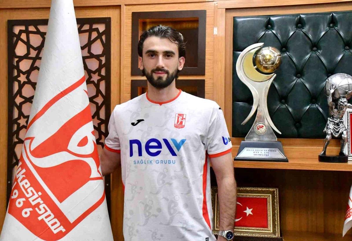 Balıkesirspor, Hüseyin Ayan ile Anlaşma Sağladı