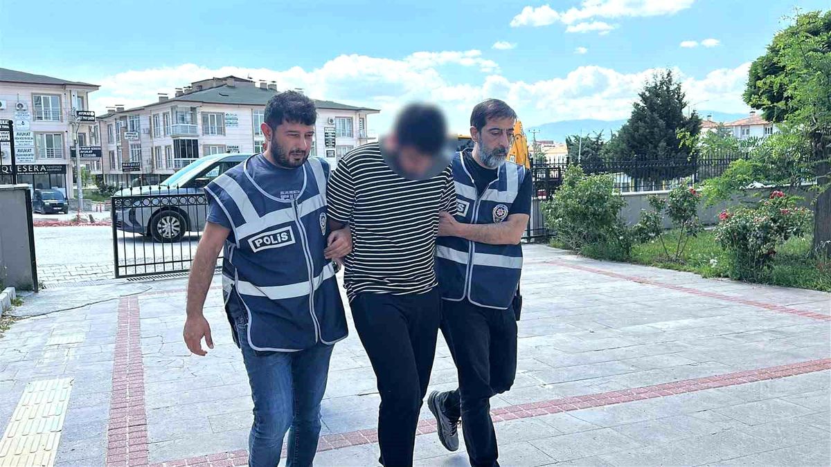 Burdur\'da Cinayet: Şüpheli Adliyeye Sevk Edildi