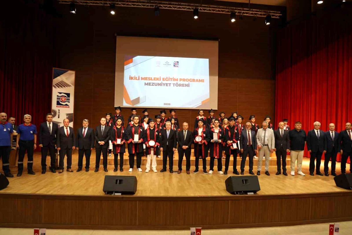 KARDEMİR\'in Mezuniyet Töreni