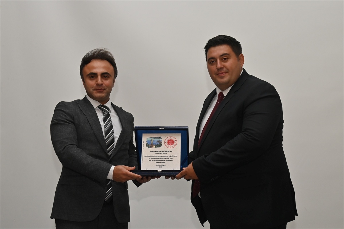 Kumluca\'da Hakim ve Savcılara Veda Programı