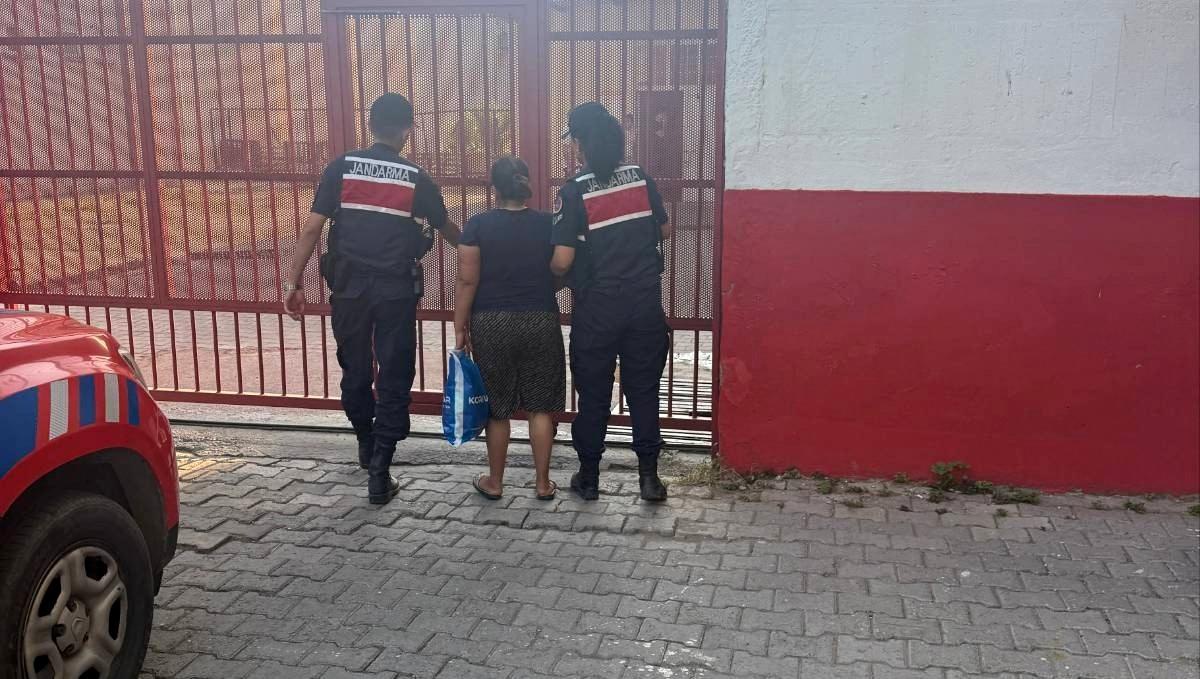 Uyuşturucu Ticaretinden Hükümlü Kadın Yakalandı