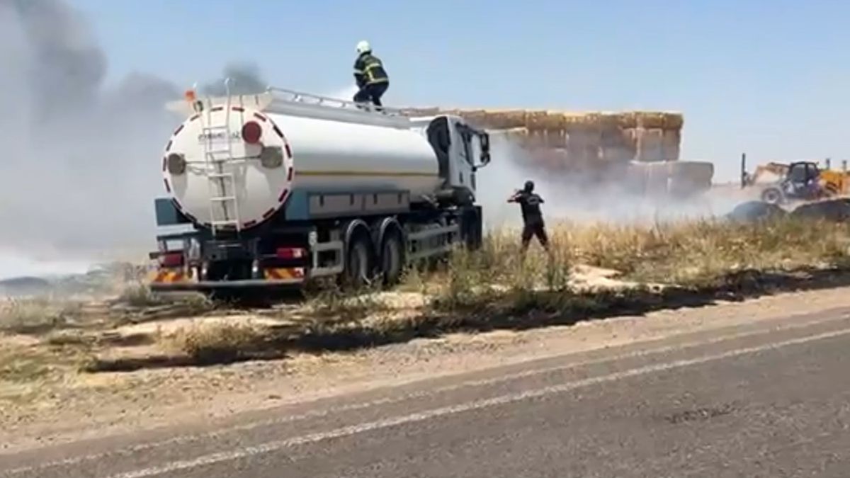 Viranşehir\'de TIR Yangını Kontrol Altına Alındı
