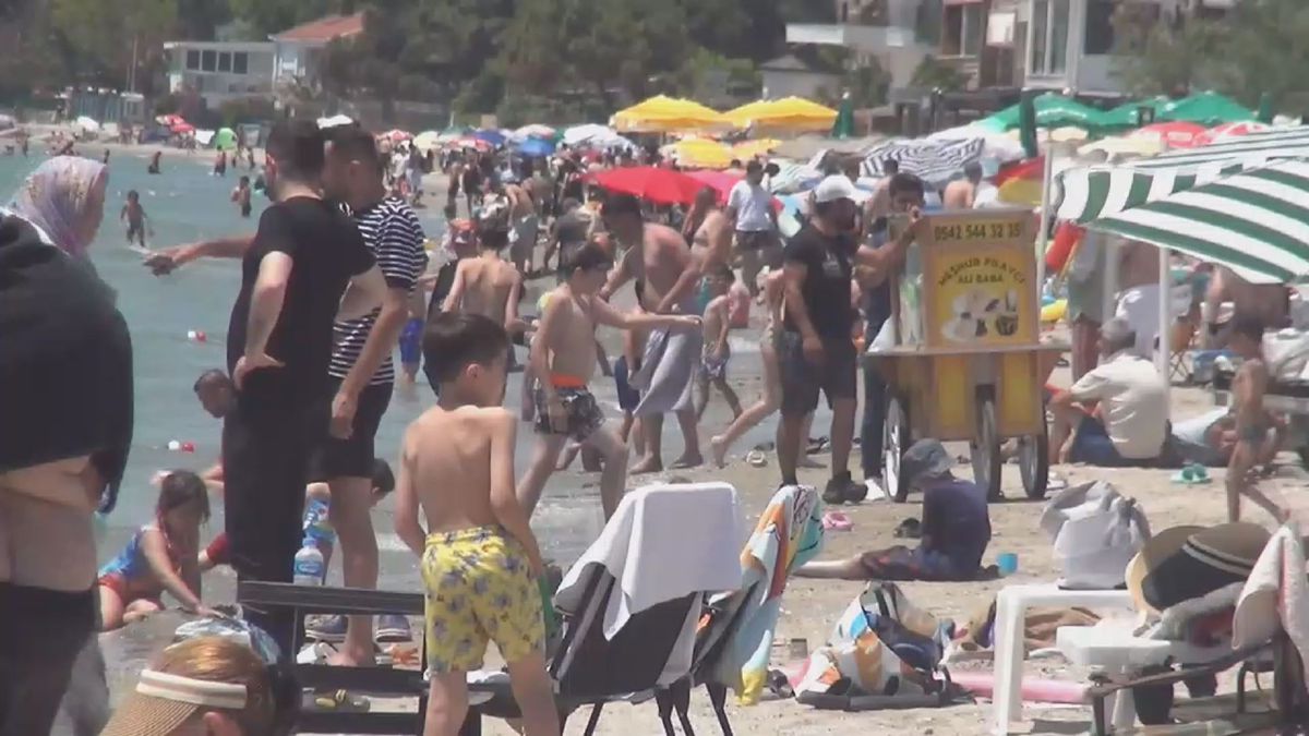 Silivri Plajları Kalabalıklaştı