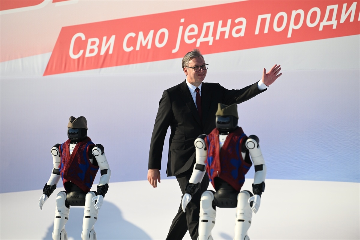 Sırbistan Cumhurbaşkanı Vucic\'ten istifa kararı