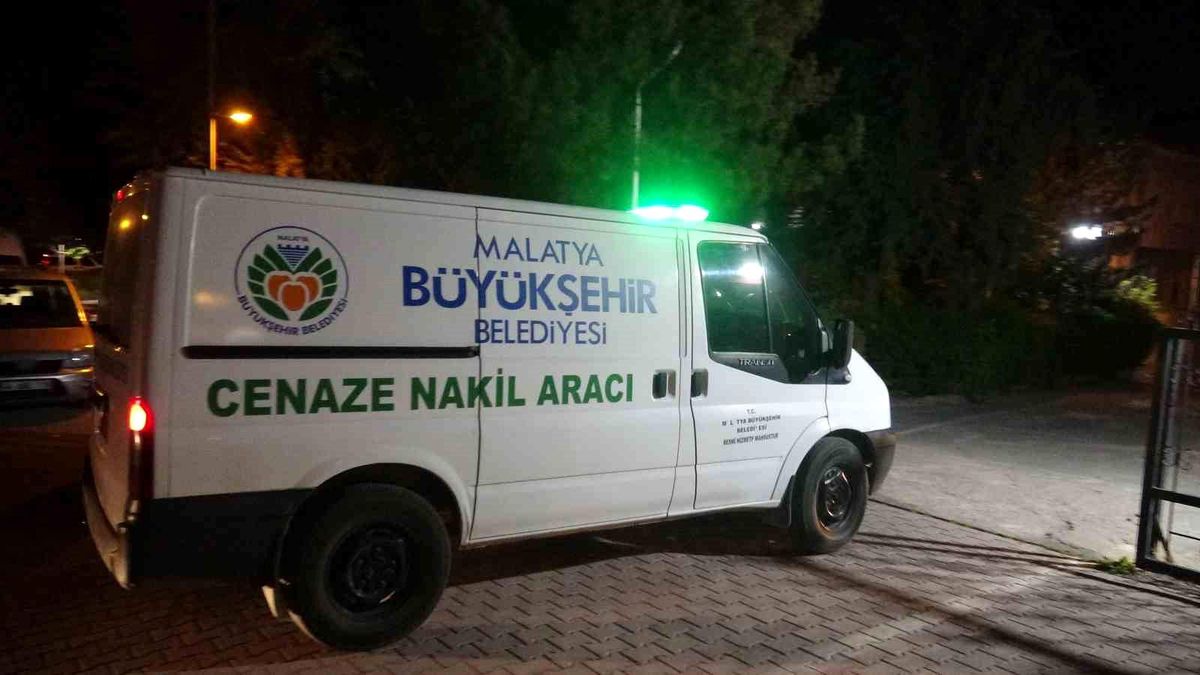 Malatya\'da 19 Yaşındaki Genç Evinde Ölü Bulundu
