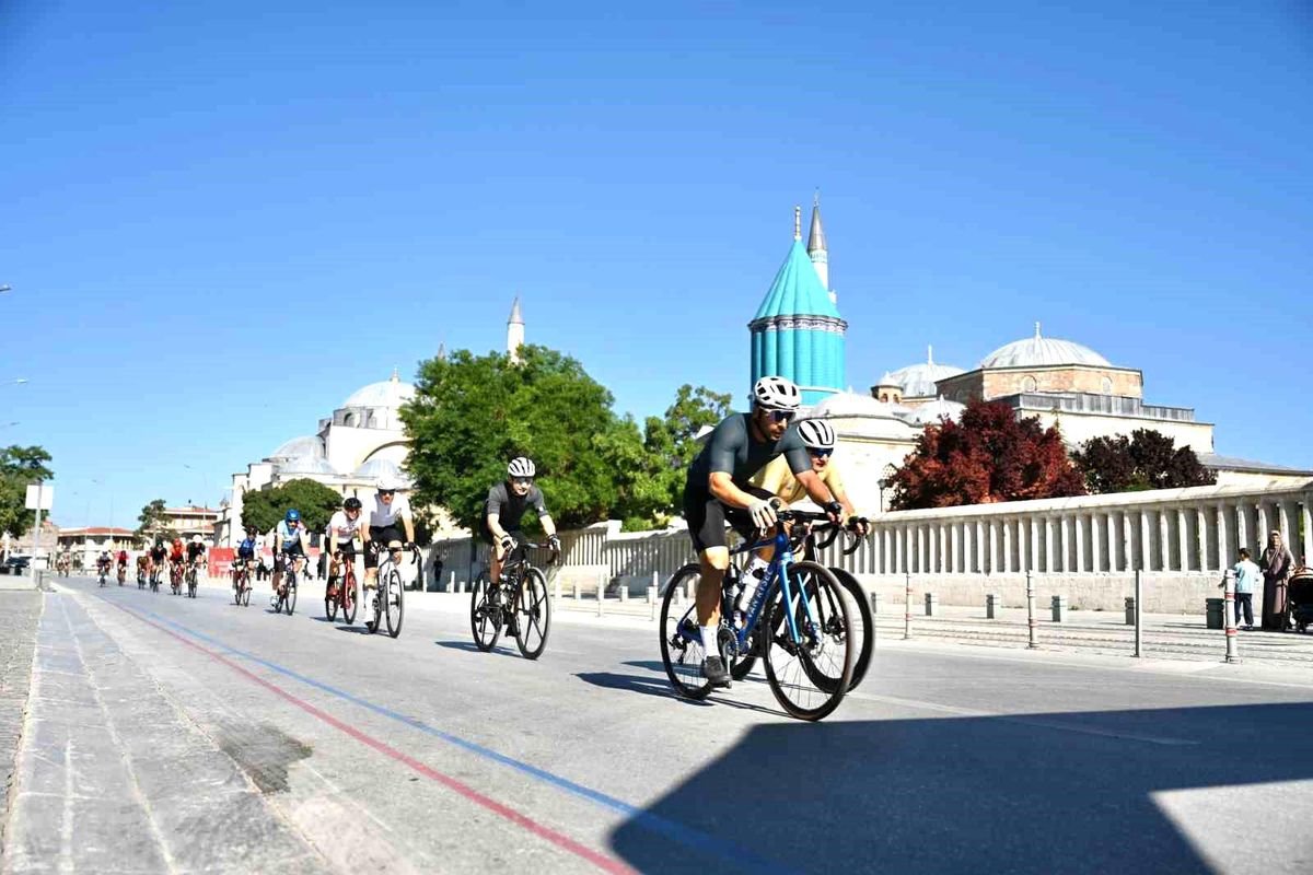 Avrupa bisiklet başkenti Konya'da Granfondo bisiklet yol yarışı heyecanı yaşandı