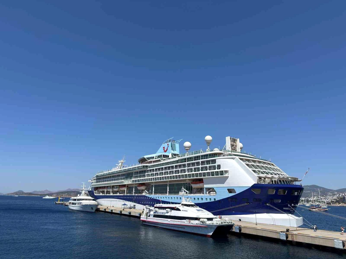 Bodrum\'a Dev Kruvaziyer Geldi