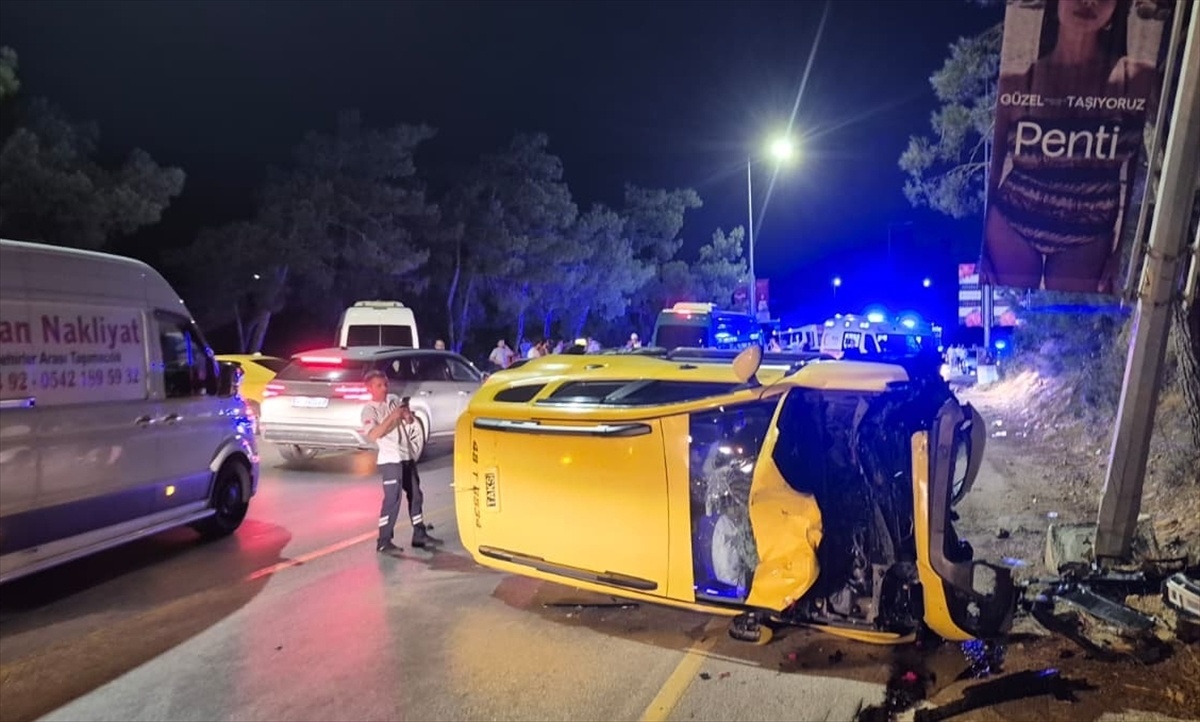 Bodrum\'da Trafik Kazası: 2 Ölü