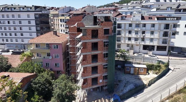 Çekmeköy’deki Bina İddiaları Yanıt Buldu