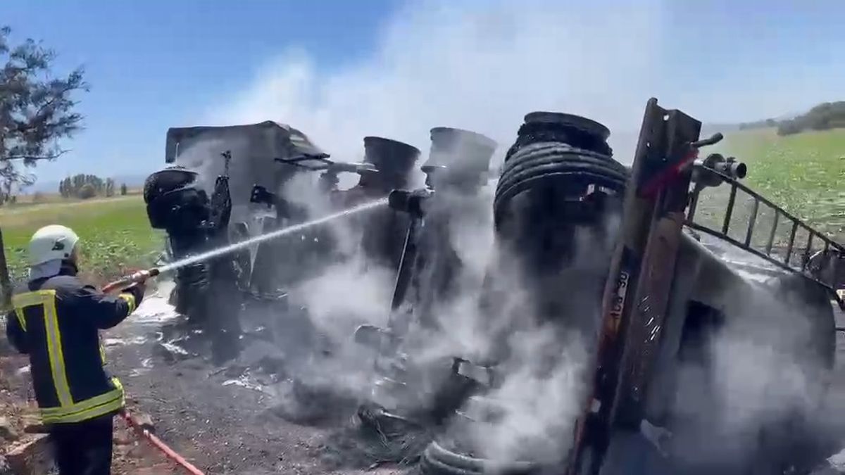 Kadınhanı\'nda Tanker Devrildi, Yangın Çıktı