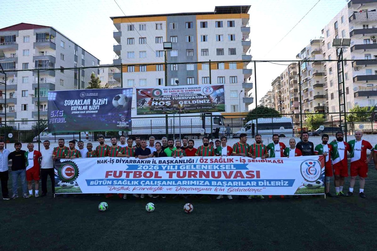 Diyarbakır\'da Dostluk Turnuvası Başladı