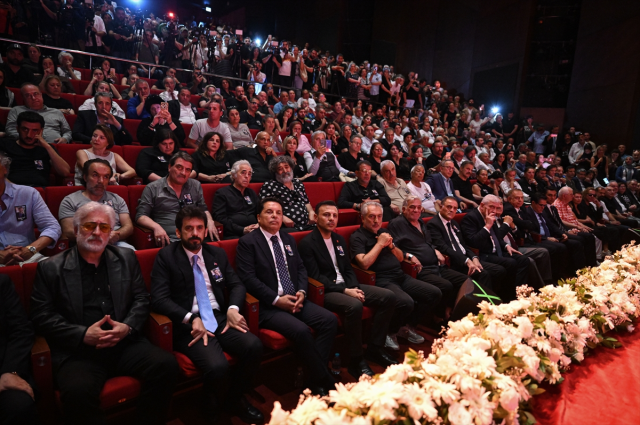 Kadir İnanır'ı anma töreninde