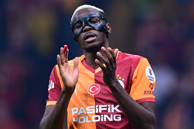 Osimhen'in İngiliz devine transferi iptal